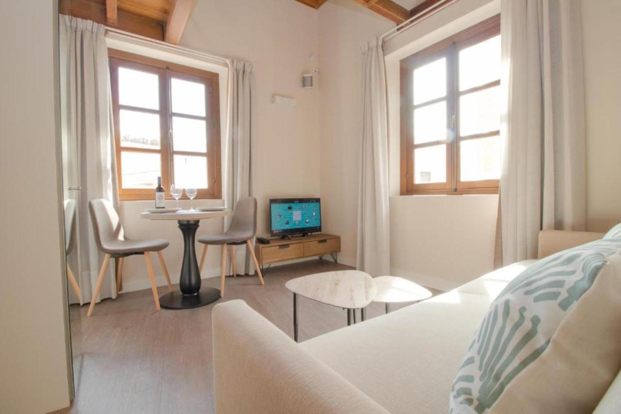 Suncity Boho Suite Loft Малага Экстерьер фото